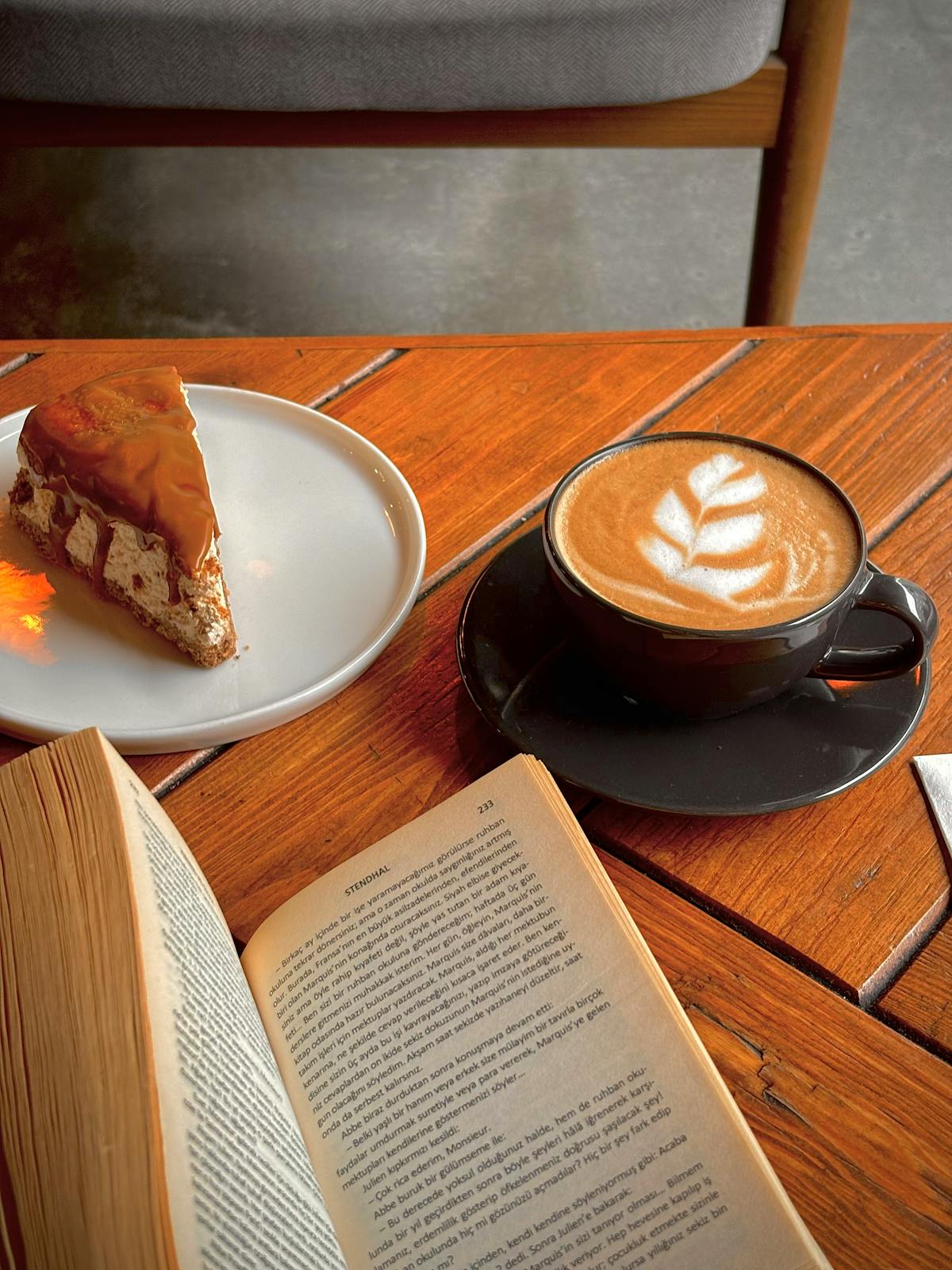 Cozy cafe scene with coffee and cake in the coffee region