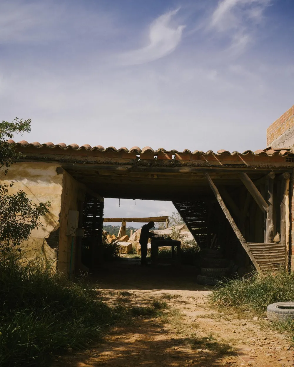 Rural workshop in the Colombian countryside